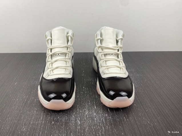 Reps TBK Jordan 11 Air WMNS AR0715-101 Neapolitan 0807